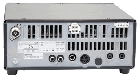 Vista posteriore del Ricetrasmettitore HF Icom IC-718, connessioni.