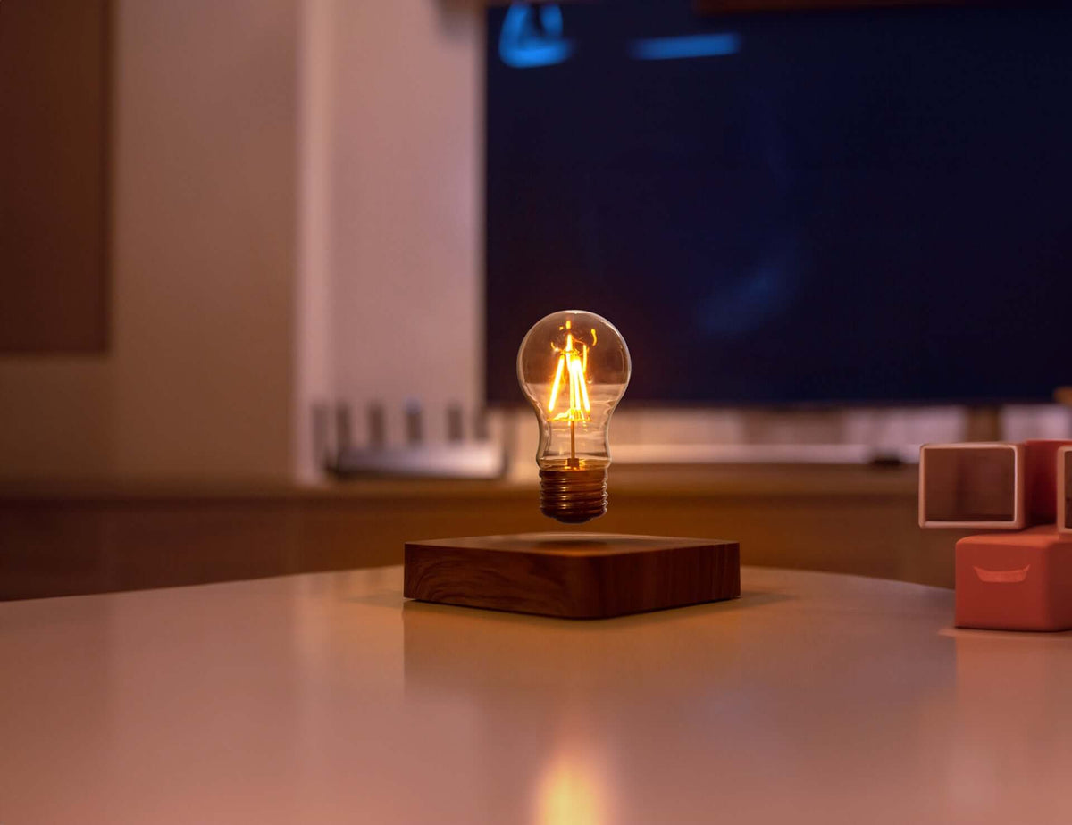 Lampada levitante DiProgress LIGHT con base effetto legno