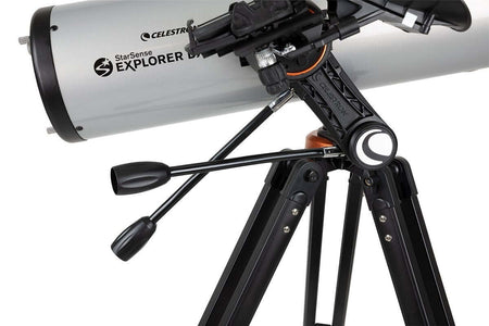 Telescopio Celestron StarSense Explorer DX 130AZ con supporto