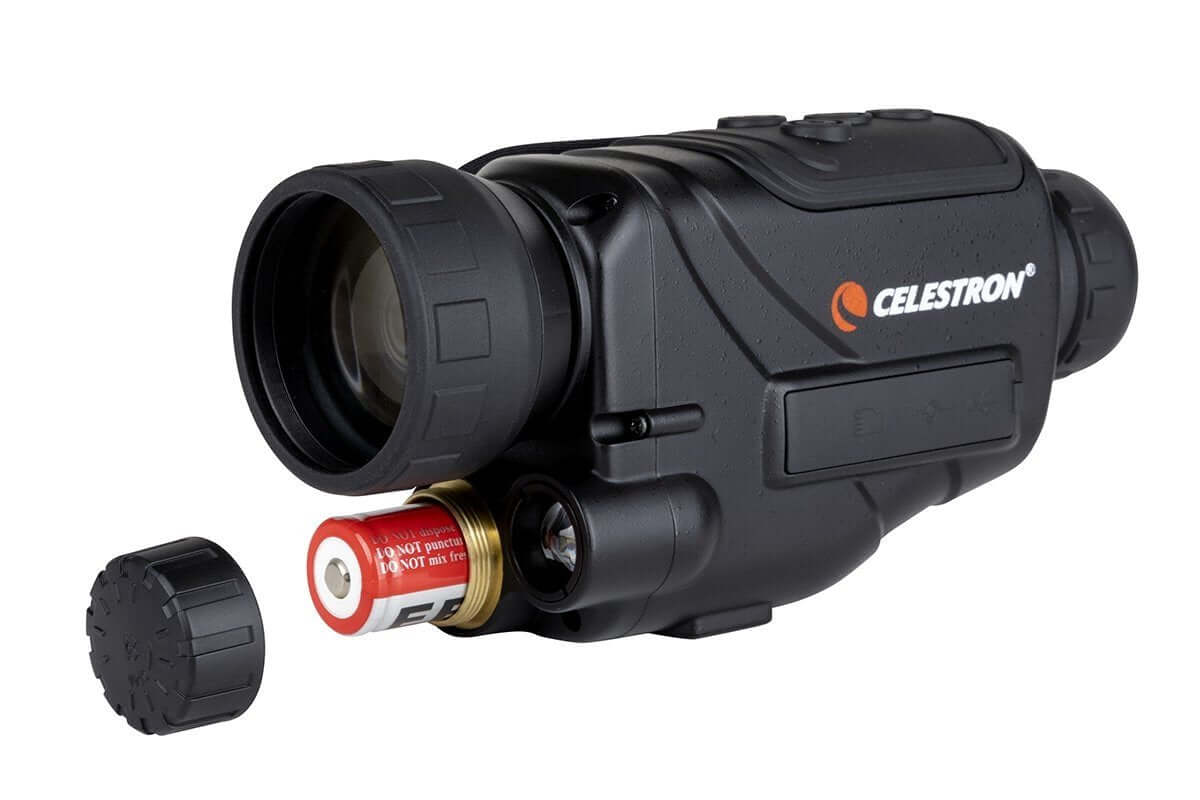 Visore notturno Celestron NV-2 con batteria esposta