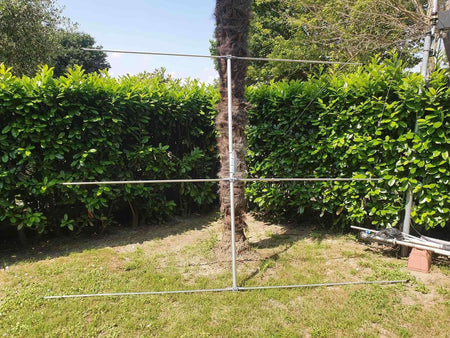 Antenna Yagi a 3 elementi Sirio SY 50-3 installata all'aperto