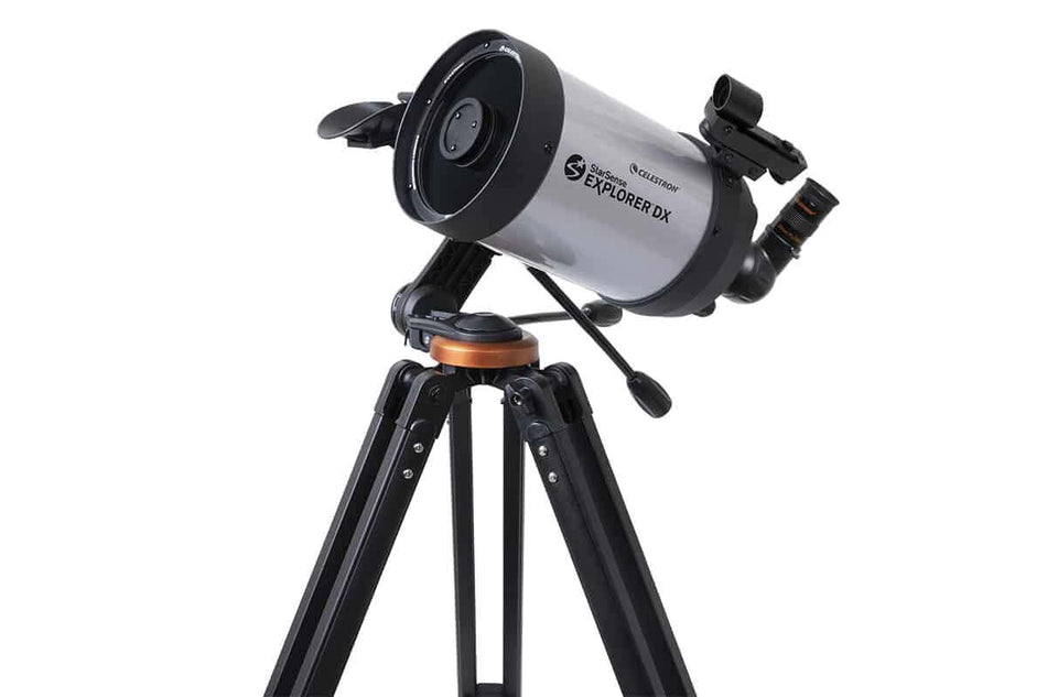 Telescopio Celestron StarSense Explorer DX 5SC su treppiede