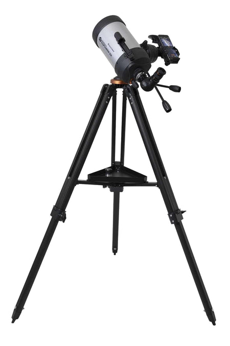 Telescopio Celestron StarSense Explorer DX 5SC su treppiede