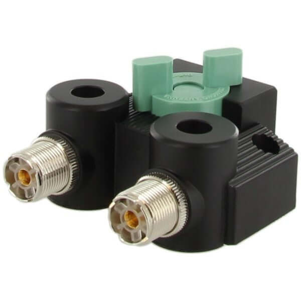 Commutatore Diamond CX-210A con connettori MJ SO-239