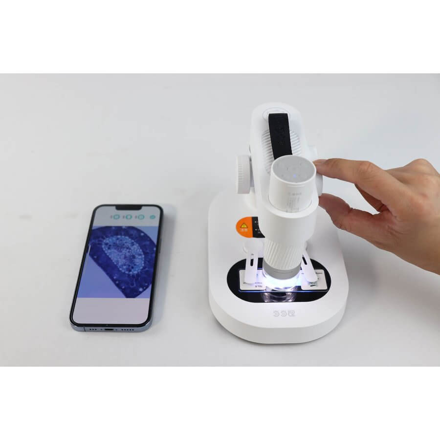 Microscopio digitale DiProgress M1A con smartphone collegato