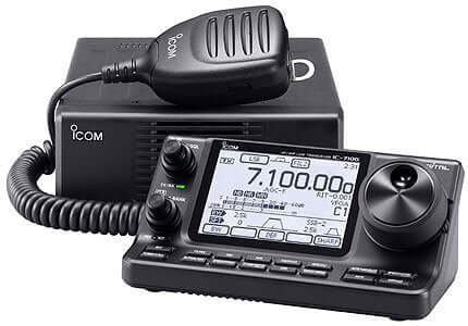 Ricetrasmettitore Icom IC-7100 con schermo touch LCD