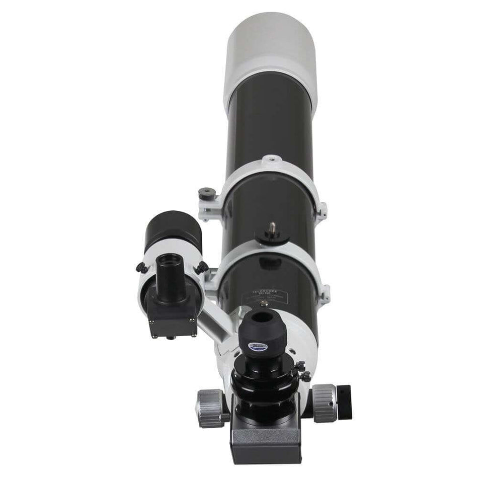 Telescopio SkyWatcher Evostar 100ED con tubi ottici.