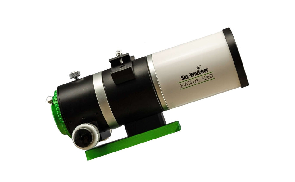 Telescopio apocromatico SkyWatcher Evolux 62ED, compatto e di design avanzato.