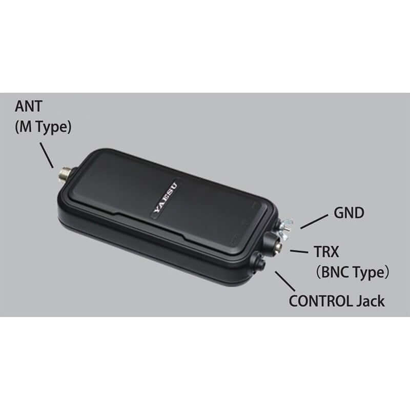 Accordatore d'antenna Yaesu FC-90 con jack di controllo e connettori descritti.
