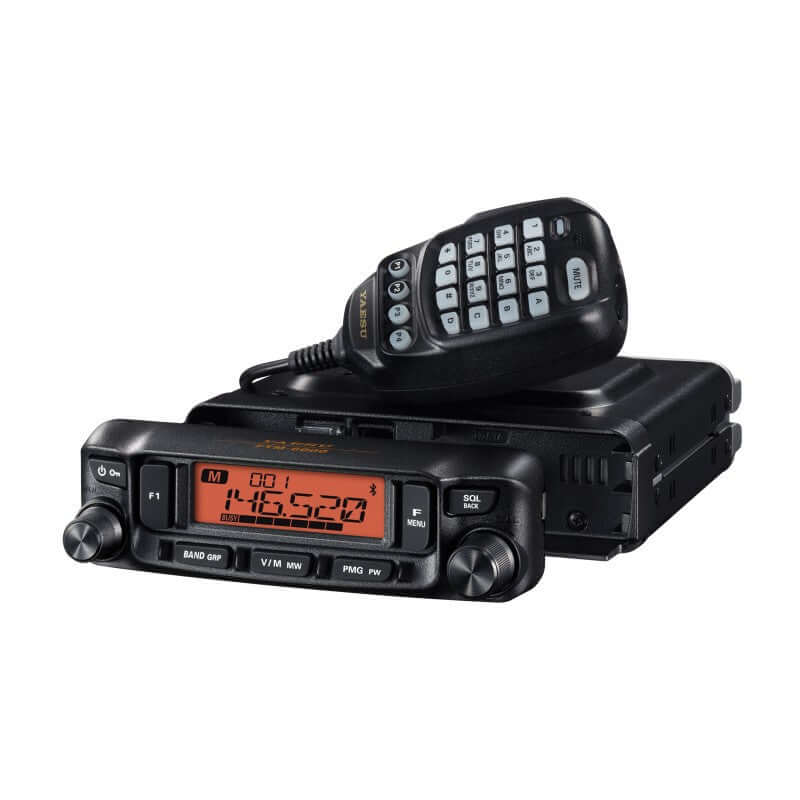 Ricetrasmettitore Yaesu FTM-6000E con microfono DTMF, FM VHF/UHF.